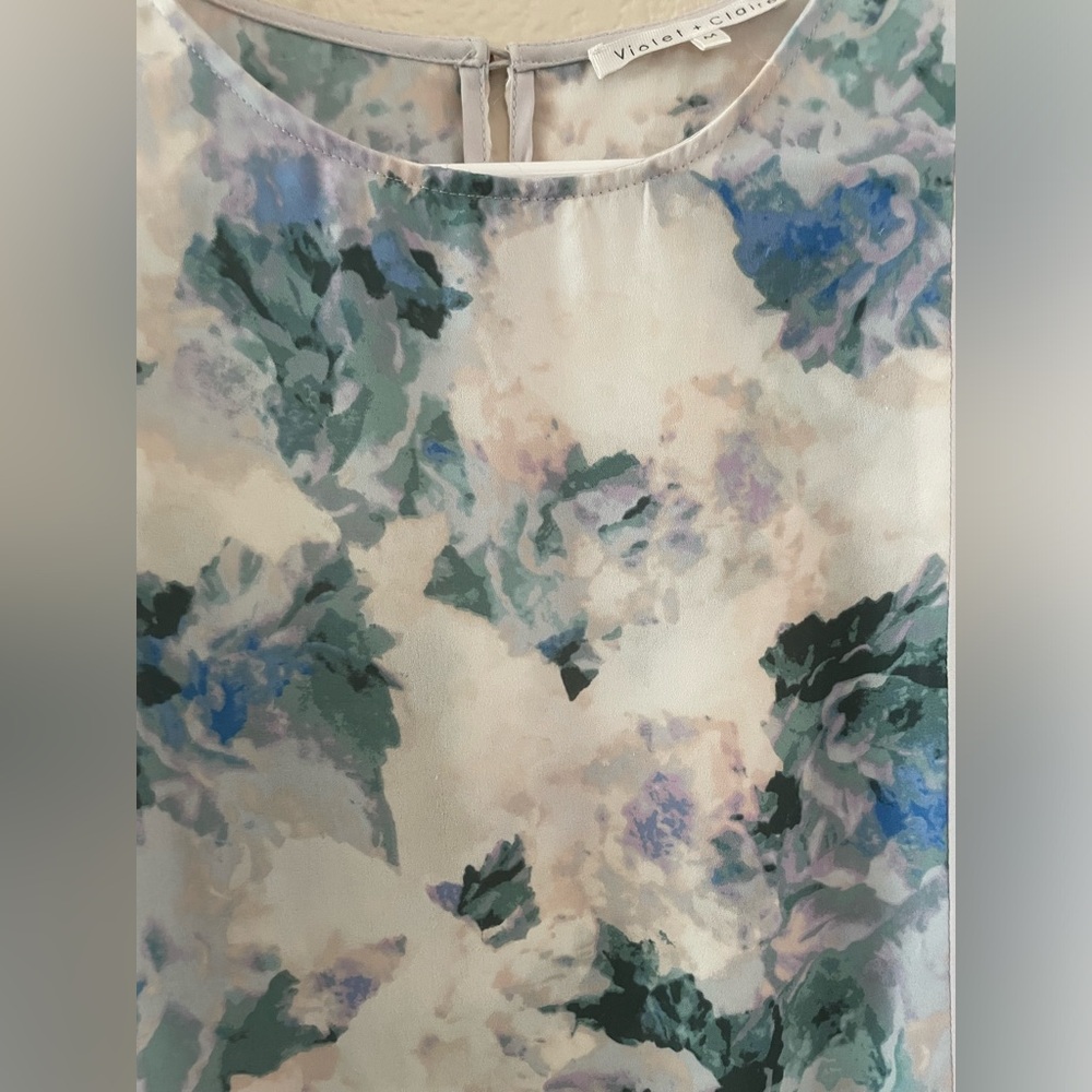 Floral print top - Picture 3 of 6
